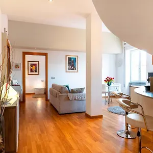 Luxury Flat In Town - Center Apartment Lucca